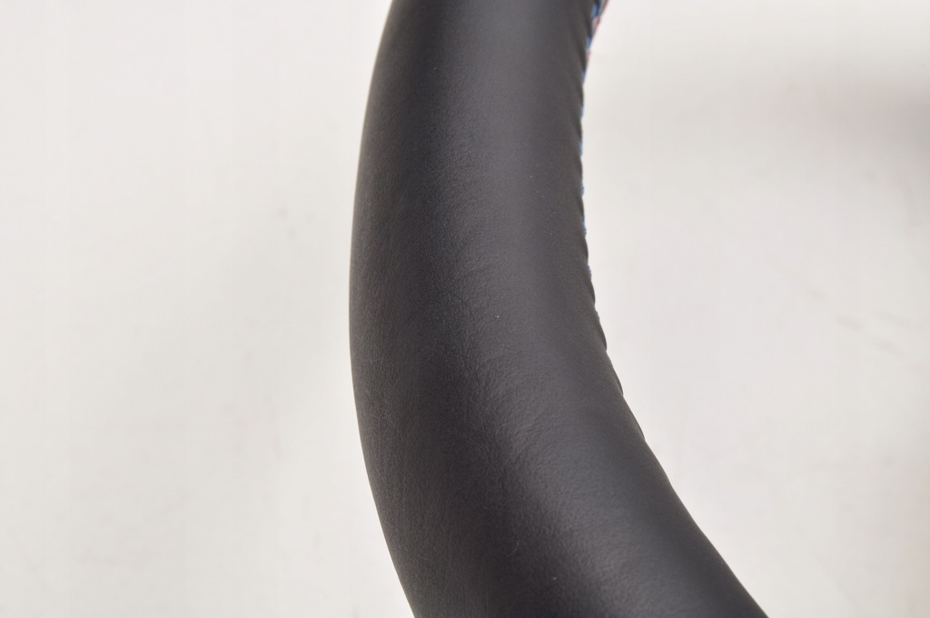 фото №12, Renault captur ii воздуховод кожаный многофункциональный 484001330r