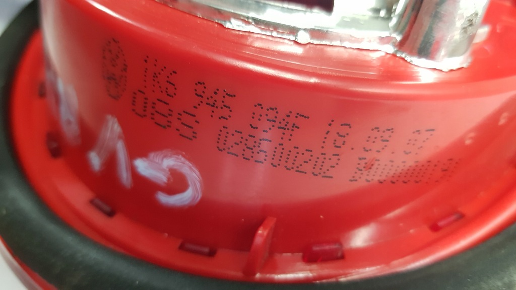 фото №10, Лампа w крышка vw golf v