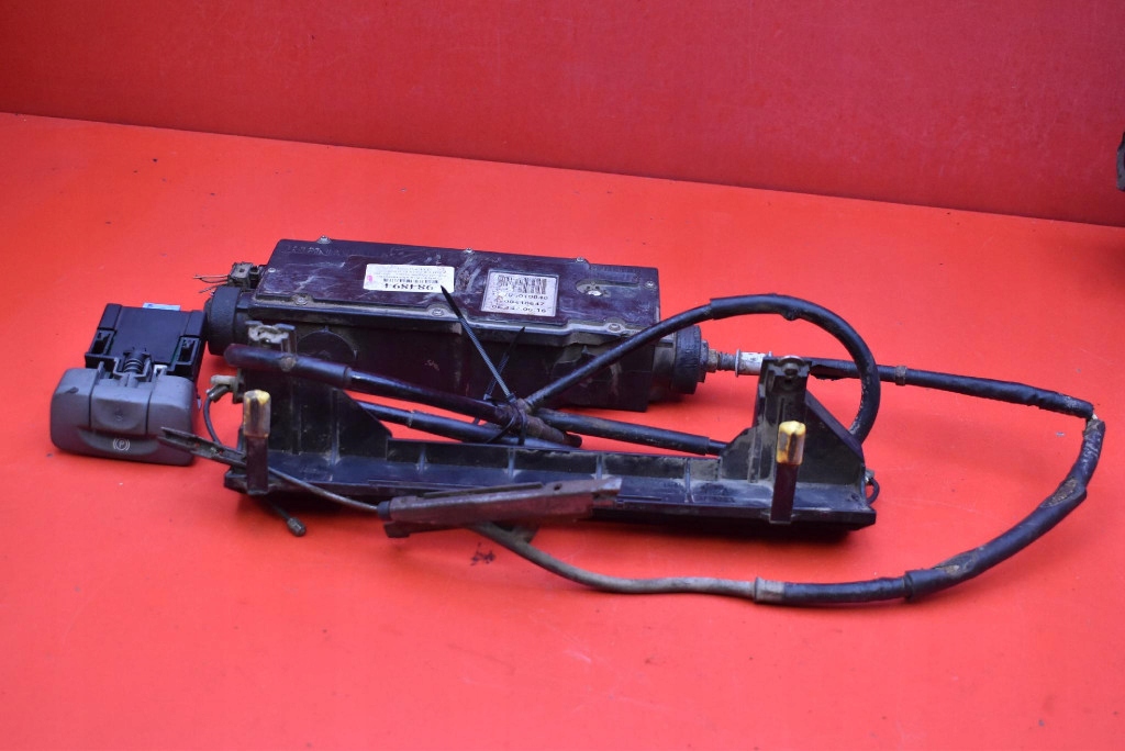 фото №1, Механизм тормоза ручного 8200418647 renault megane scenic 2 ii 03-06