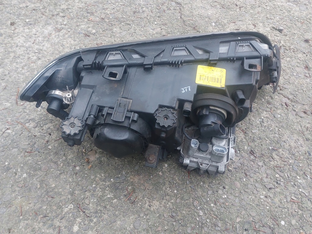 фото №13, Лампи перед ліва права bmw e46 ксенон 7165775 7165776