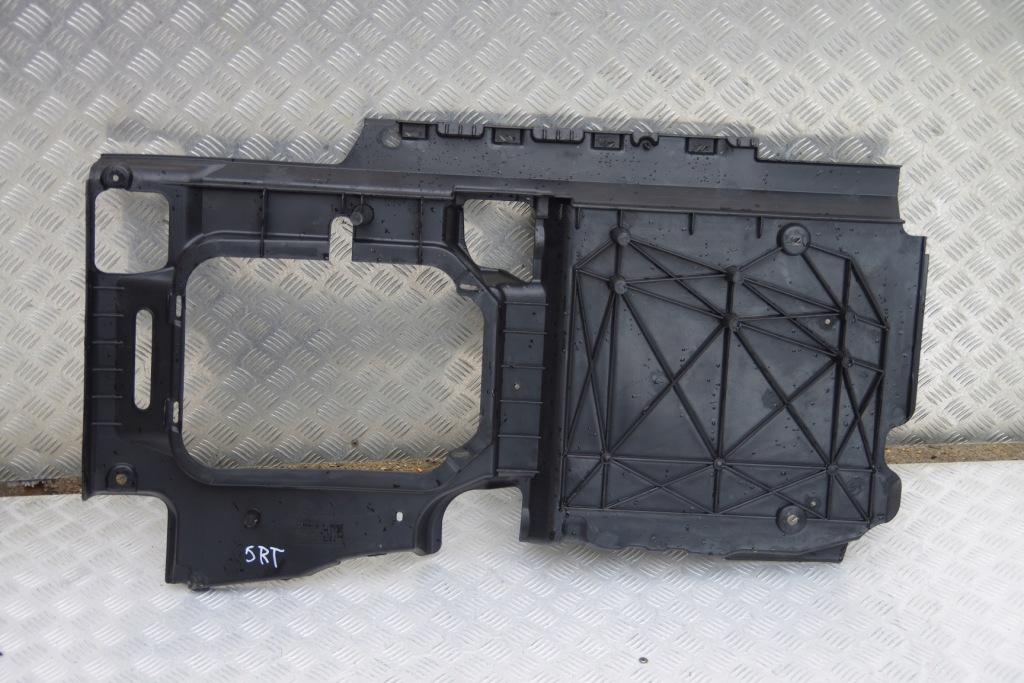 фото №1, Вкладыш пол jeep grand cherokee wk2 srt-8