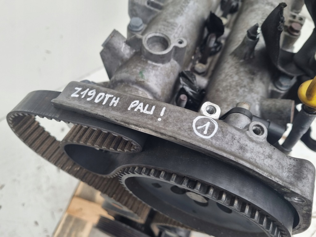 Купити Двигун opel zafira b 1.9 cdti 16v 150km ładnie pracuje z19dth