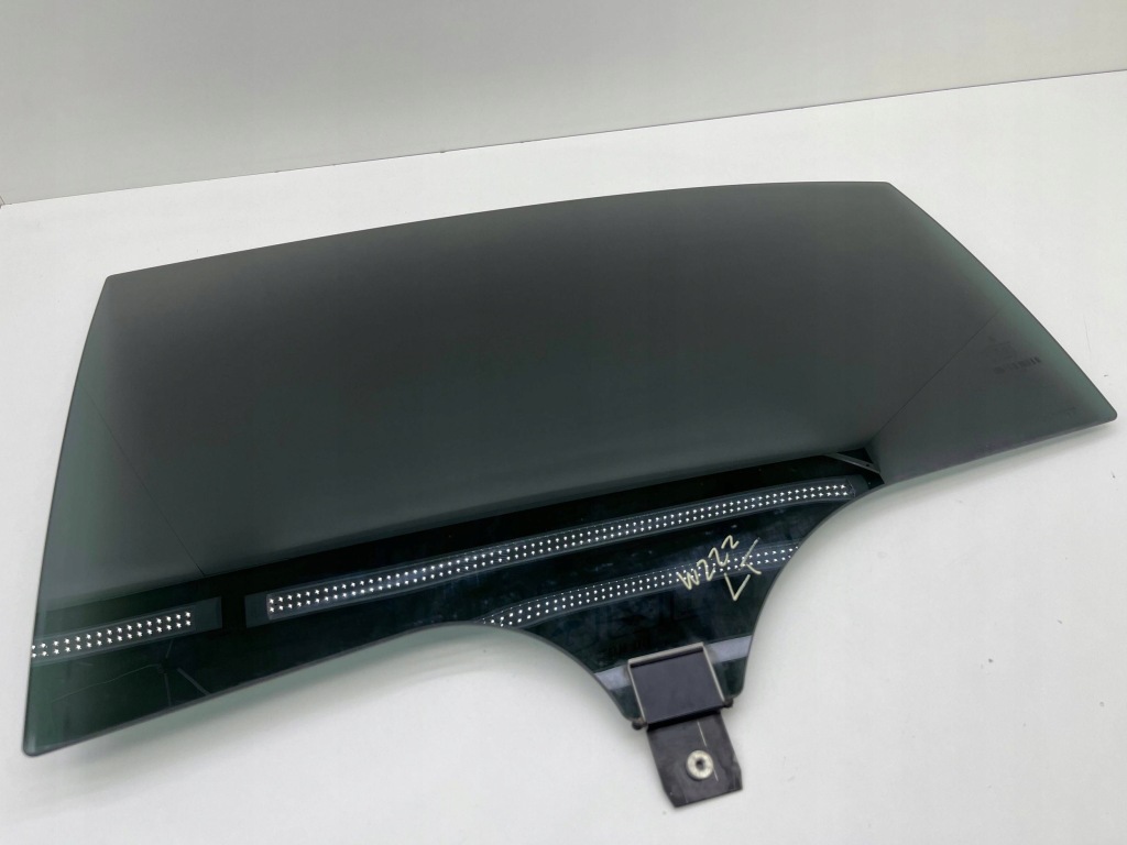 Купить Mercedes w222 стекло левая задний  2015r long