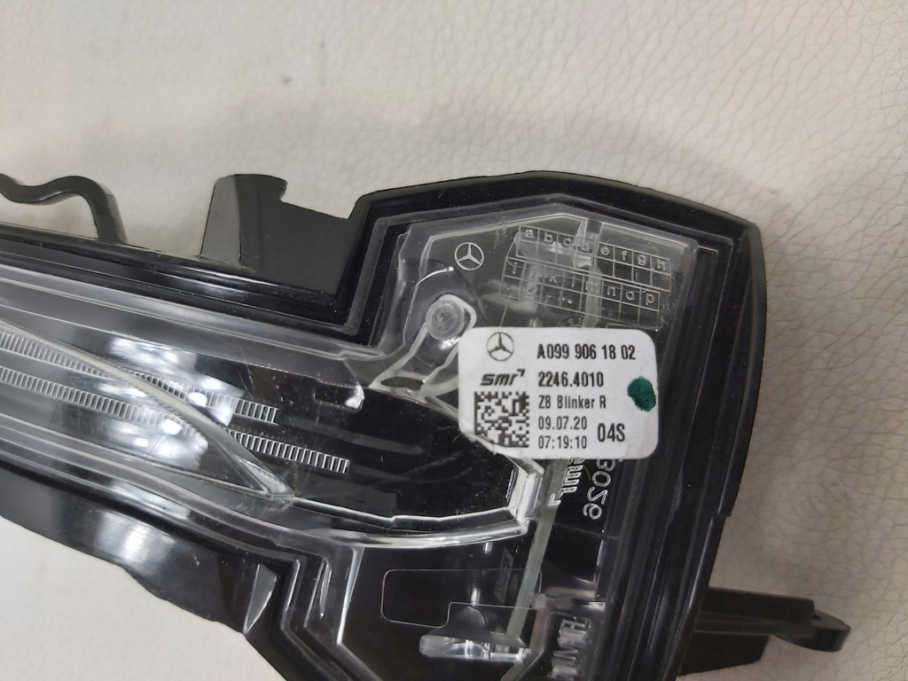 фото №5, Поворотник передний p mercedes-benz оригинальный номер a0999061802