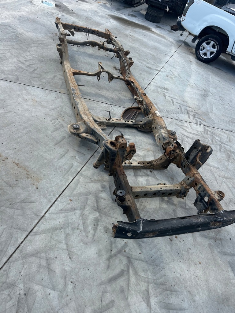 Купити Ford ranger v 12-19 рама лонжерон подвійний cab 4 дверний пряма