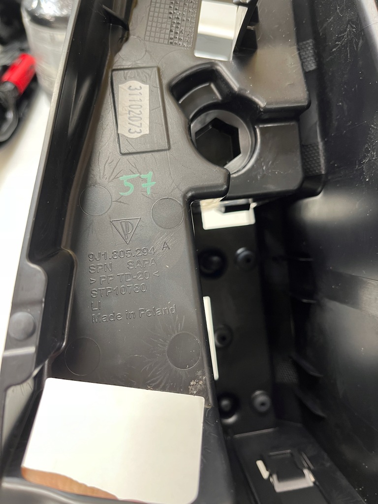 фото №10, Audi e-tron gt набір ремонтний коробка інструментальний 9j1863254 9j1863253