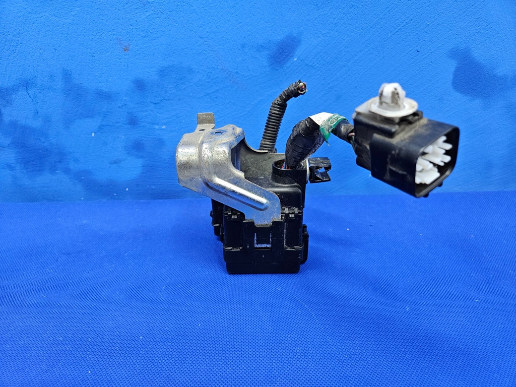 фото №9, Коробка предохранителей mitsubishi i-miev citroen c-zero peugeot ion