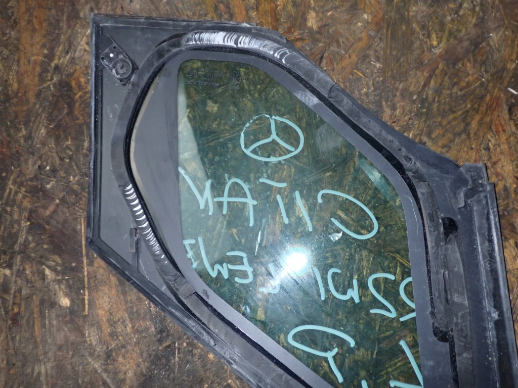 Renault kangoo iii mercedes citan скло скло двері ліва перед трикутник Недорого