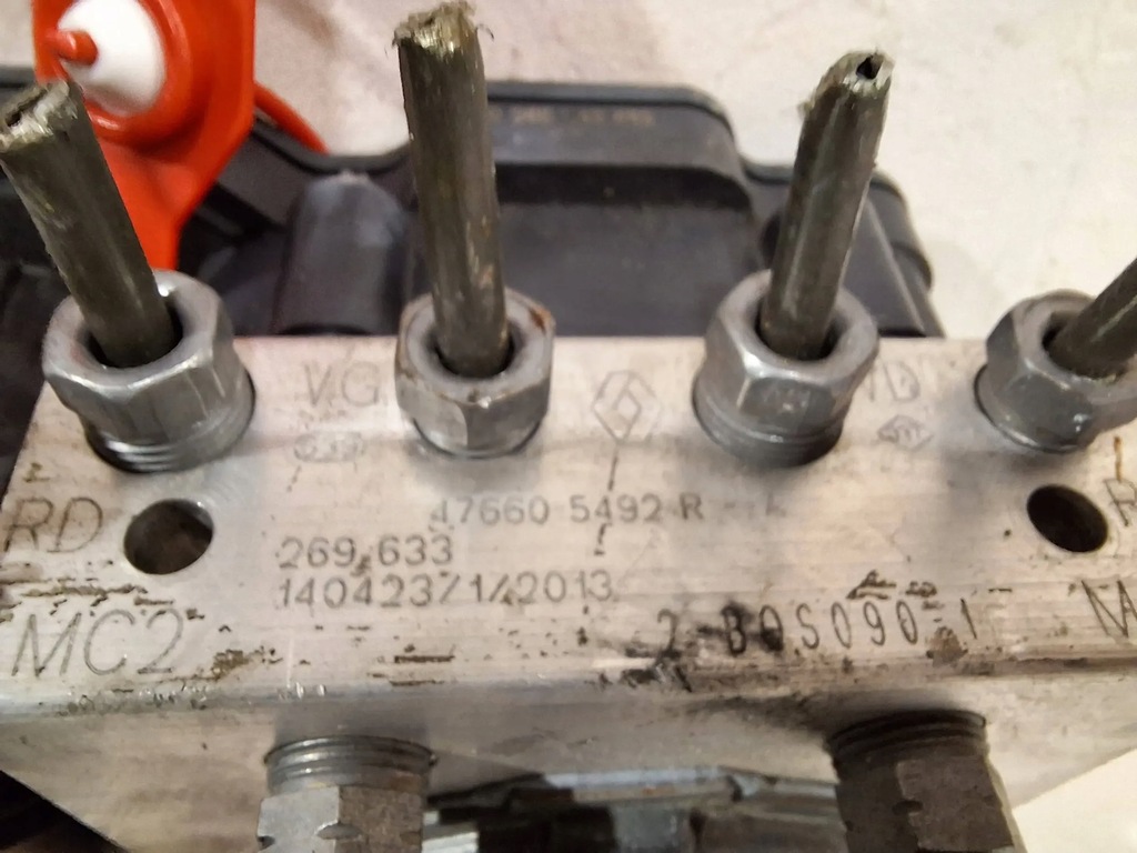 фото №3, Насос abs bosch 0265243683 renault clio iv 12-