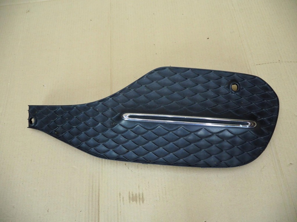 фото №1, Mercedes gle w167 решітка бампера права хром