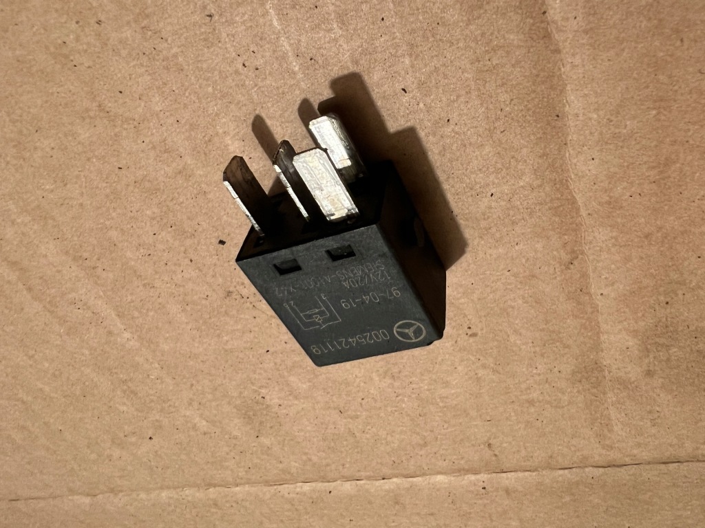 фото №1, Реле mercedes w202 w163