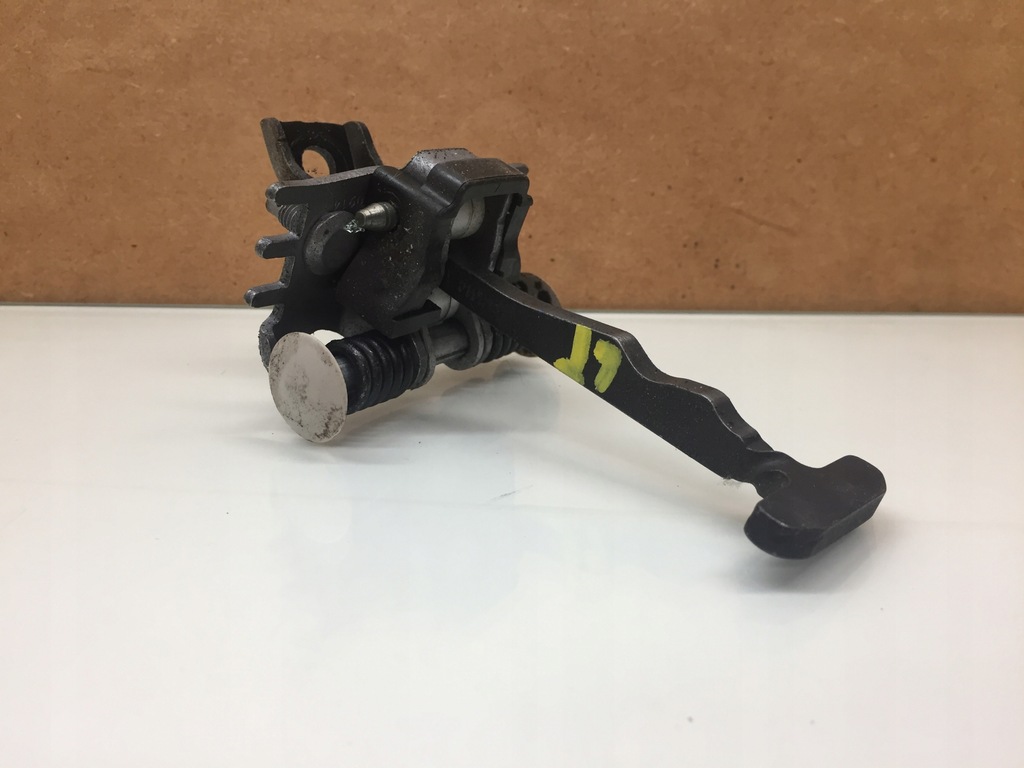 фото №1, Citroen c3 ii lift ограничитель дверь левый задняя