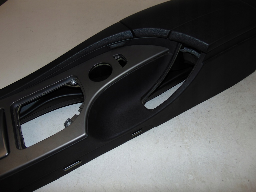 фото №9, Подлокотник туннель кожа bmw 5 e61