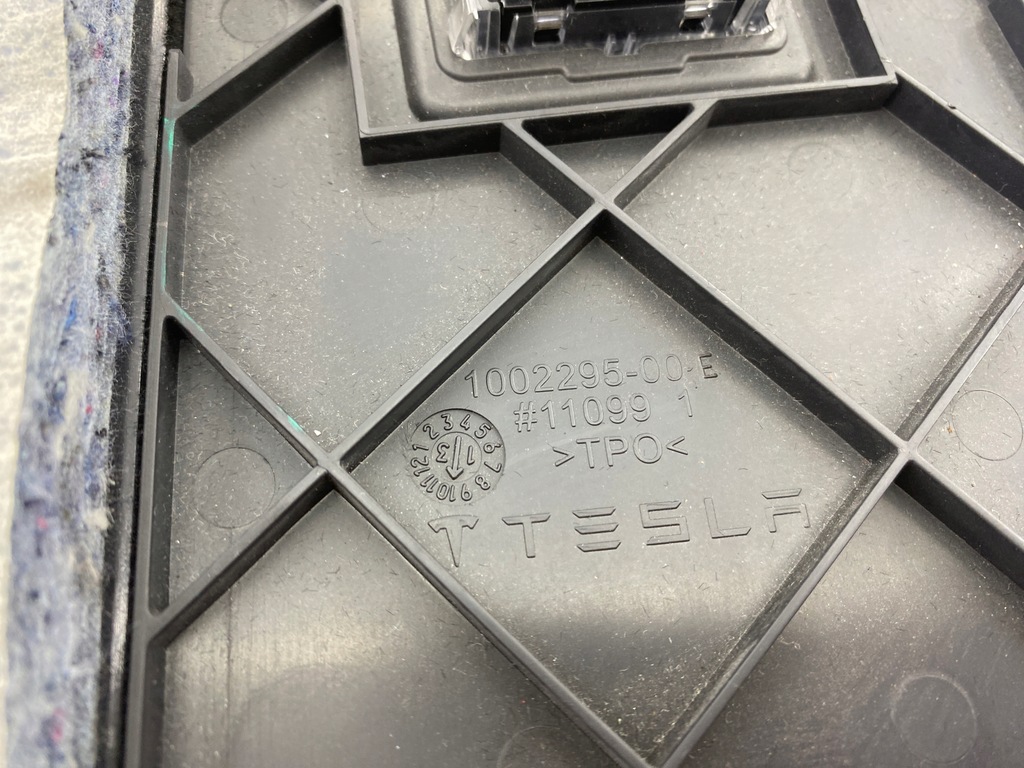 фото №10, Бардачок пасажира w консоль tesla s eu org - kompletny