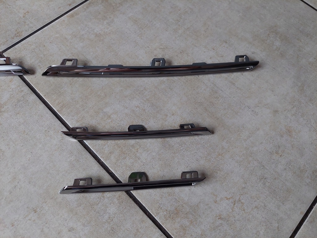 фото №3, Решётка радиатора - хром решетка - renault megane iv - 2016