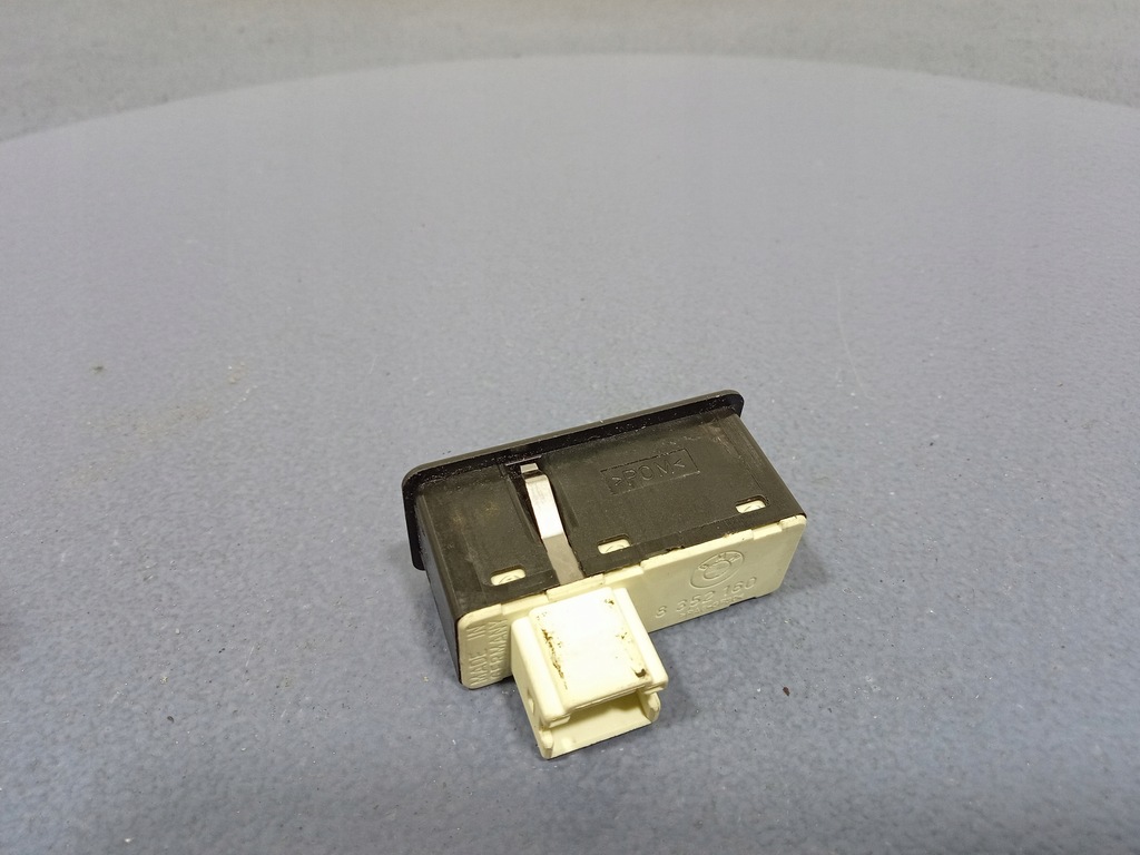 фото №6, Bmw 5 e39 7 e38 кнопка пам'яті налаштувань сидіння 8352160