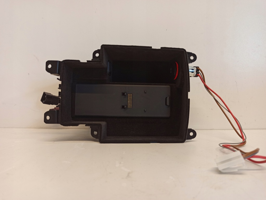 фото №1, Бардачок zapaliczka audi a4 b8 8k0864981f