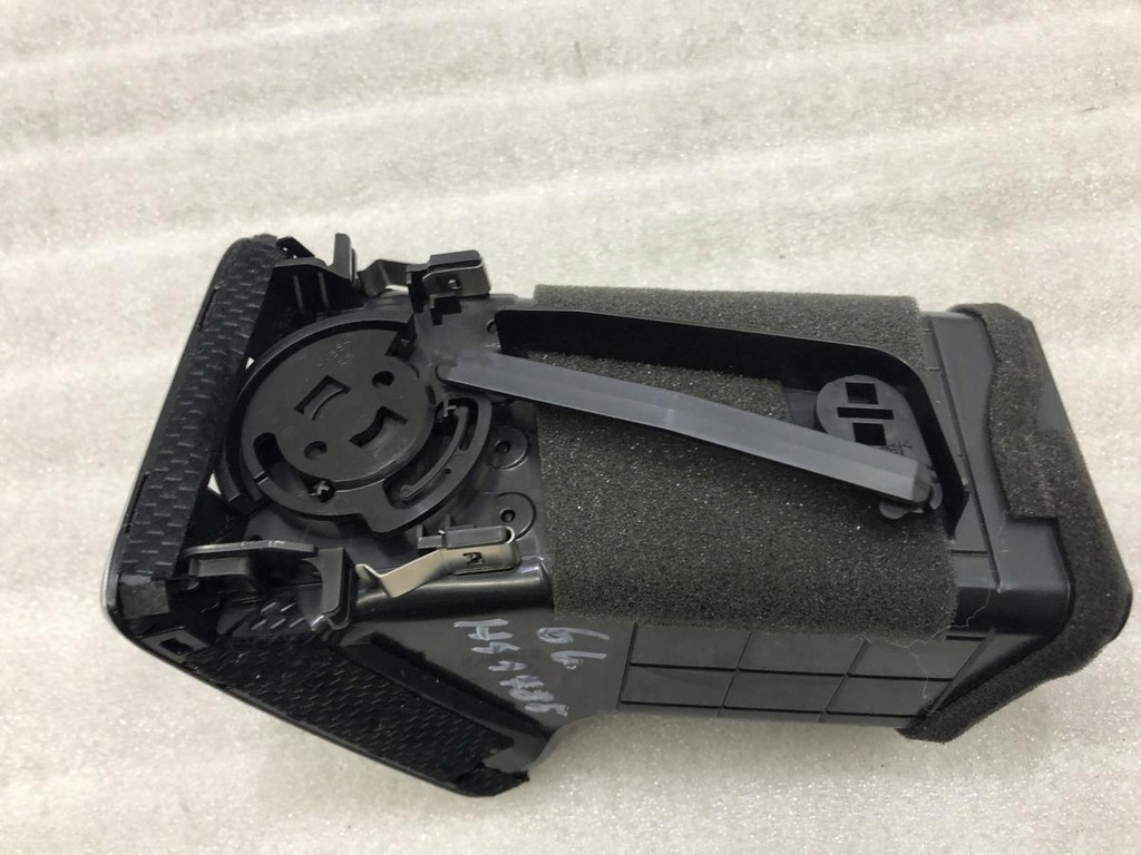 фото №6, Решітка обдув права kd4564730 mazda 6 iii gj