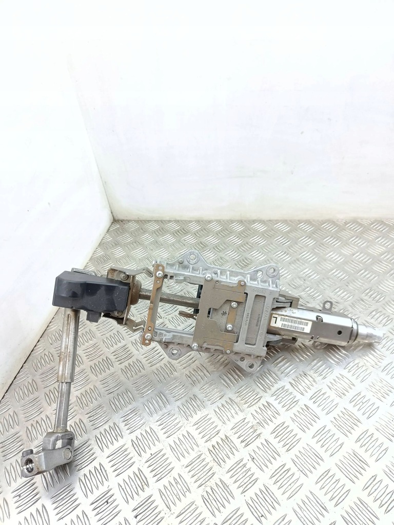 фото №8, Volkswagen passat b7 2012 колонка кермова