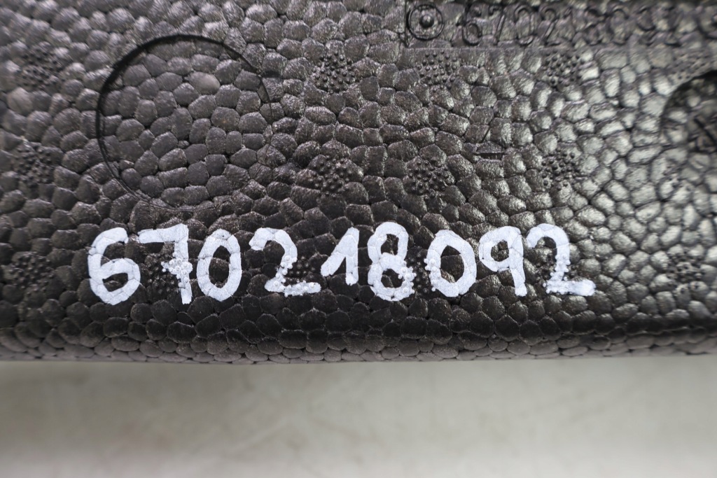 Maserati grecale абсорбер бампера перед 670218092 Киев