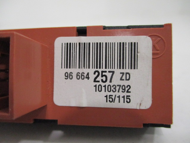 фото №6, Citroen c4 ii b7 кнопка перемикач eco 96664257zd