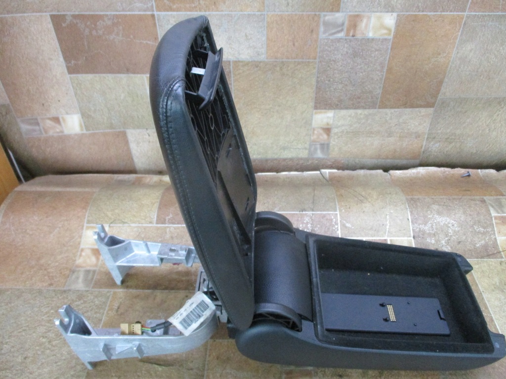 фото №15, Підлокітник audi a6 c6 czarna шкіра