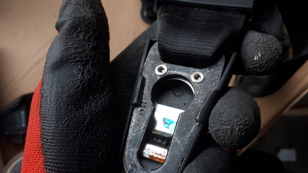 фото №8, S4 b8 lift a4 pas безопасности правый перед