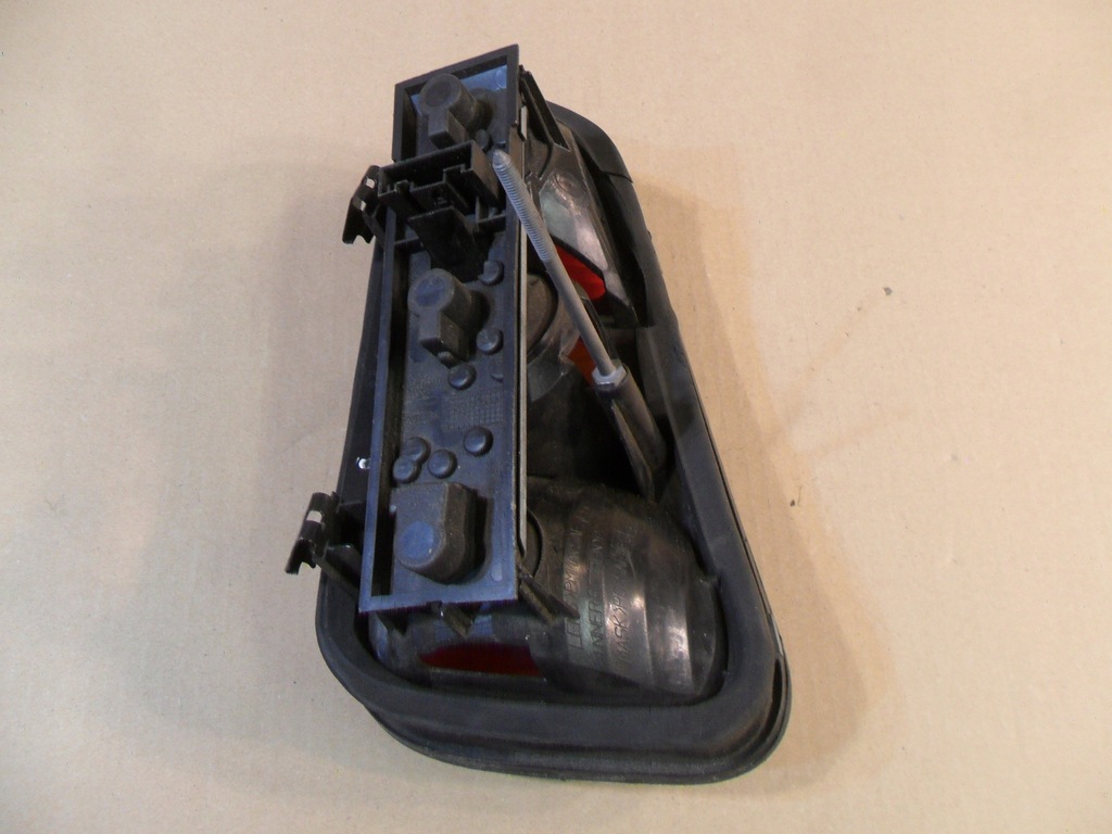 фото №10, Лампа права задня mini one 1,6i 2004