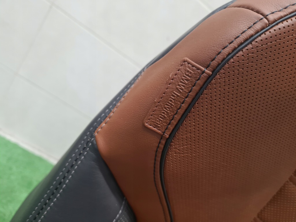 фото №6, Bmw 8 g14 обивка сиденья заднее сиденье обшивки туннель кожа