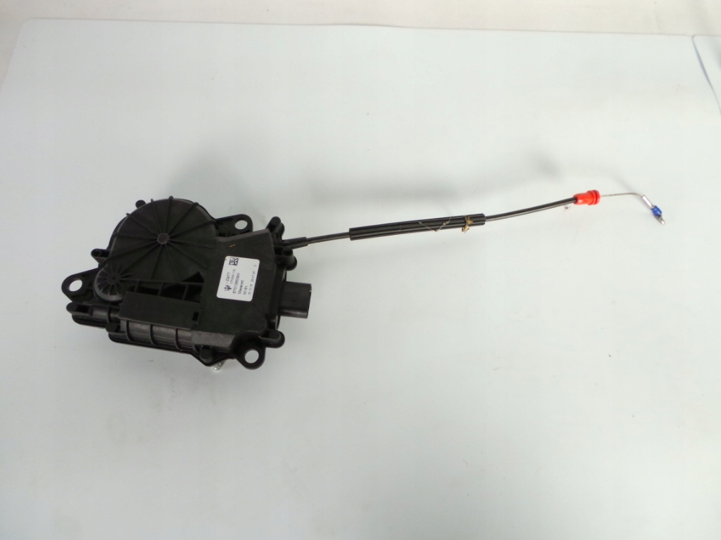 фото №1, Моторчик доводчик крышки задняя maserati levante