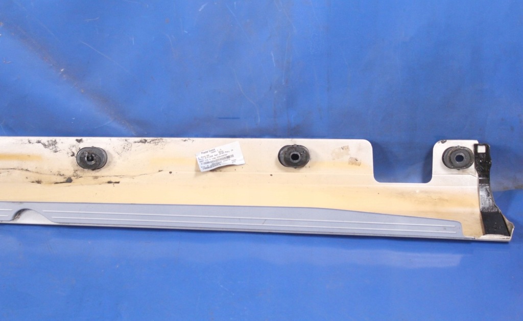 Накладка накладка порога  ліва mercedes w221 775 long Зі Шроту