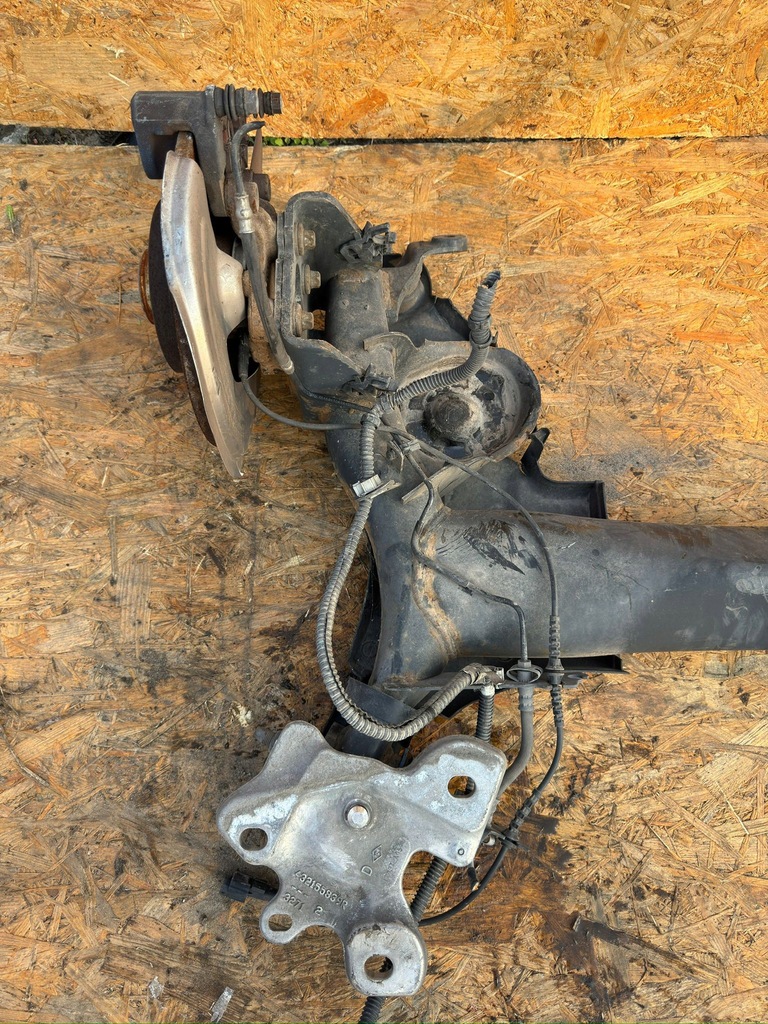 фото №4, Підвіска задні задня підрамник задня oś renault grand scenic iv