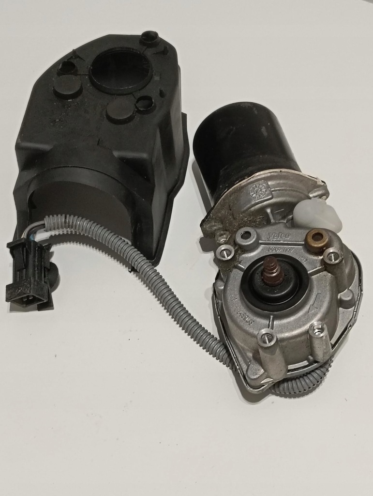 фото №1, 53671147 valeo renault midlum 00-06 моторчик двірник