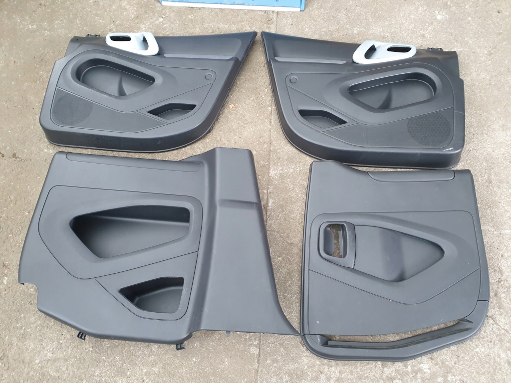 Купить Обивка обшивки na дверь citroen berlingo b9 2011- lift