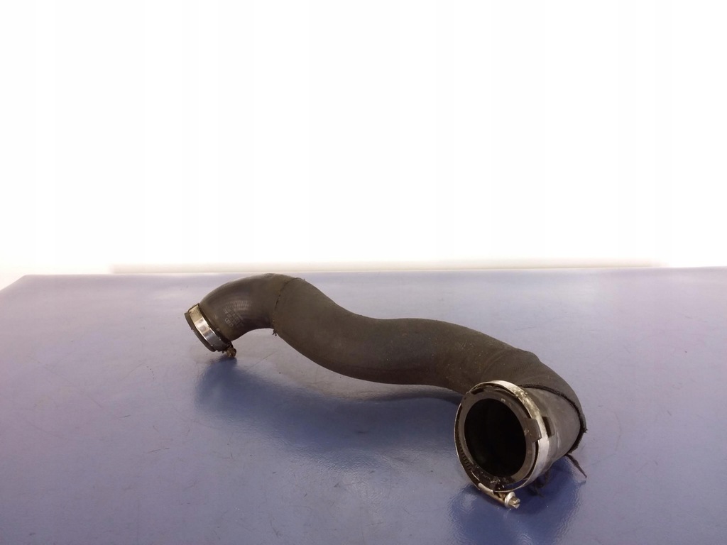 фото №1, Audi a5 8t 2.0 tfsi шланг труба интеркулер