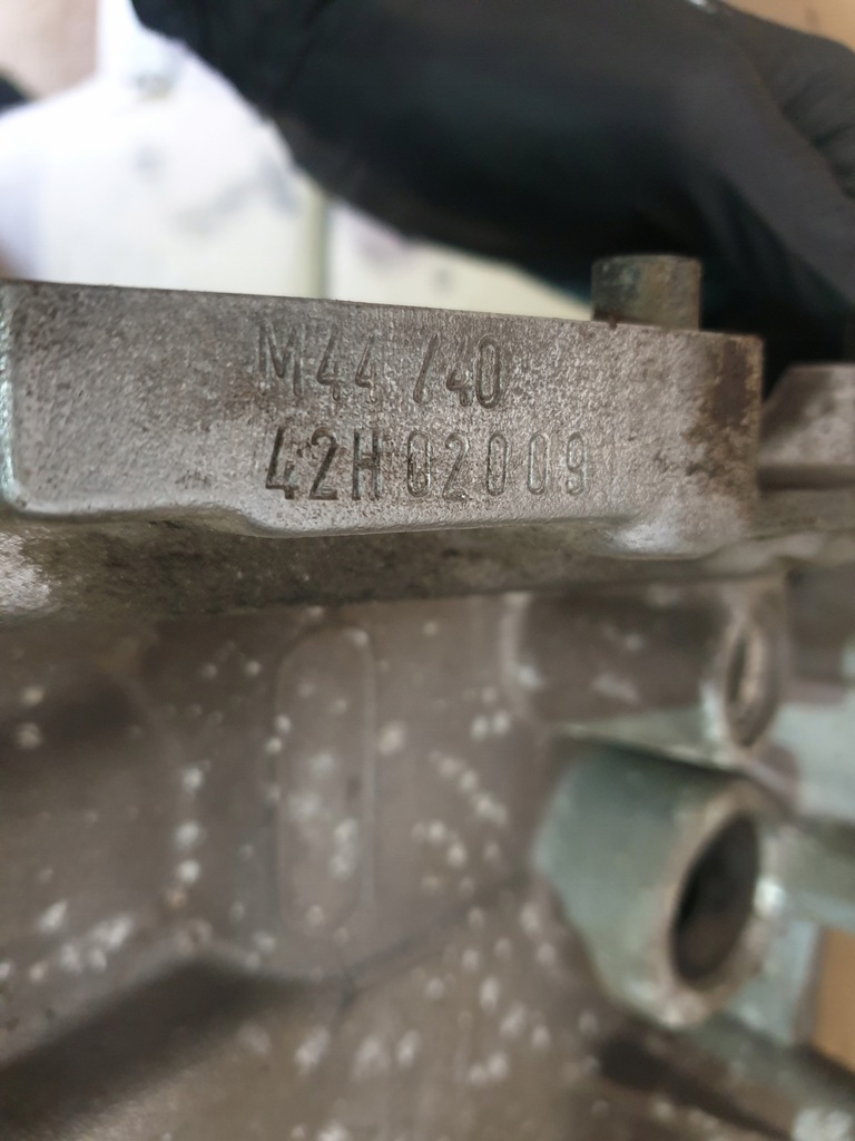 фото №15, Блок двигателя 944101108r porsche 944 2.5 b m44/40