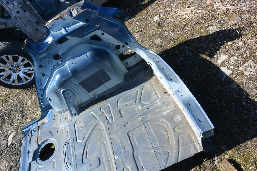 фото №6, Volkswagen tiguan 5n крыло четверть правая задняя поддон pas 2007-2016 rok