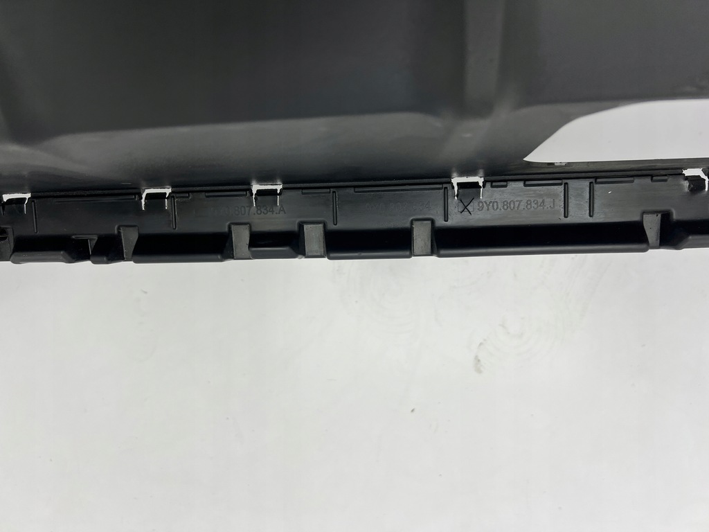 фото №11, Porsche cayenne coupe 9y3 накладка бампера заднего бампер задняя pdc 19-