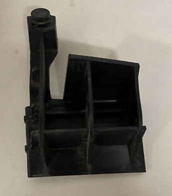 Купити Tesla model y, 20 - кронштейн поріг праві