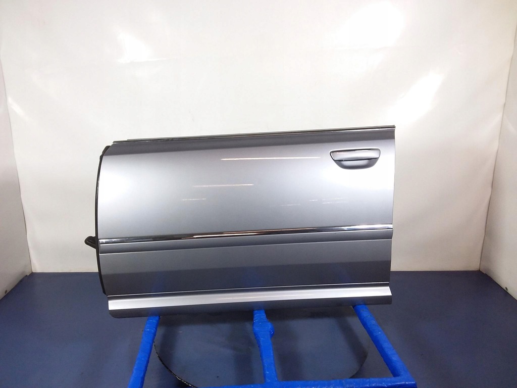 фото №1, Audi a8 d3 lift long дверь перед левая ly7j