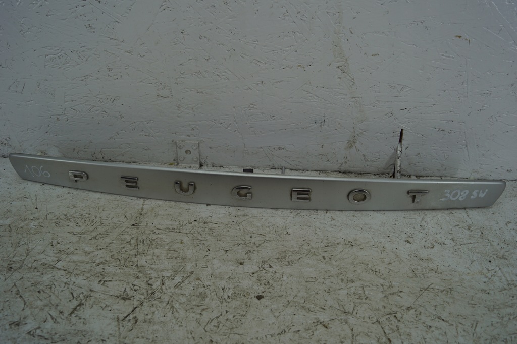 фото №1, Мікровимикач накладка задня peugeot 308 sw