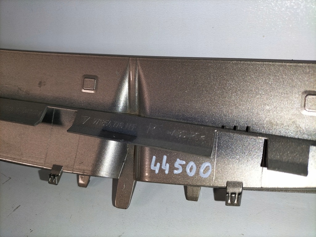 фото №5, Решітка радіатора впуск решітка nakadka крила перед права porsche panamera ii 971 16-