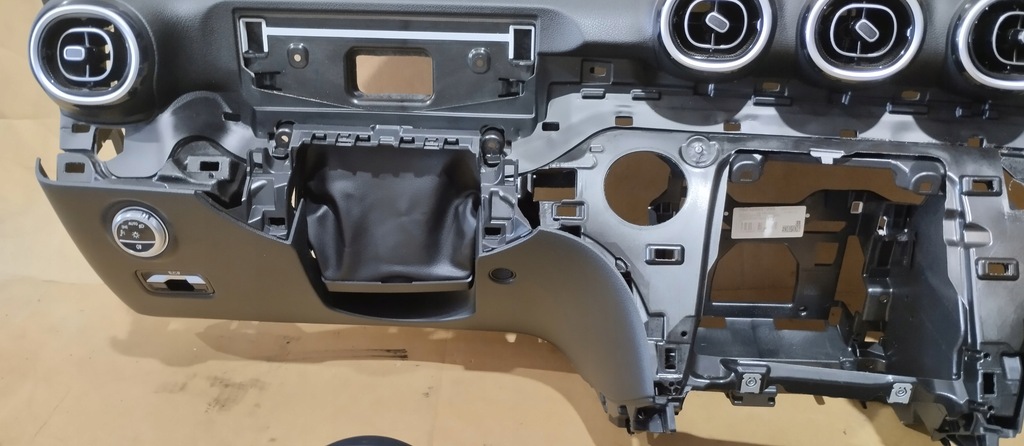 фото №8, Приборная панель консоль подушка оригинал mercedes c klasa w206 23r подушка безопасности