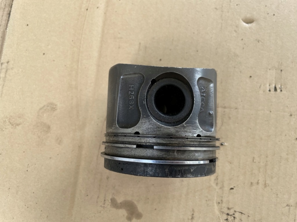 фото №1, Поршень ford transit 2.2 tdci rf9c euro5