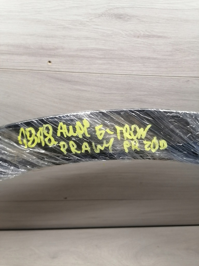 фото №12, Audi e-tron молдинг крила правий перед 4ke853718