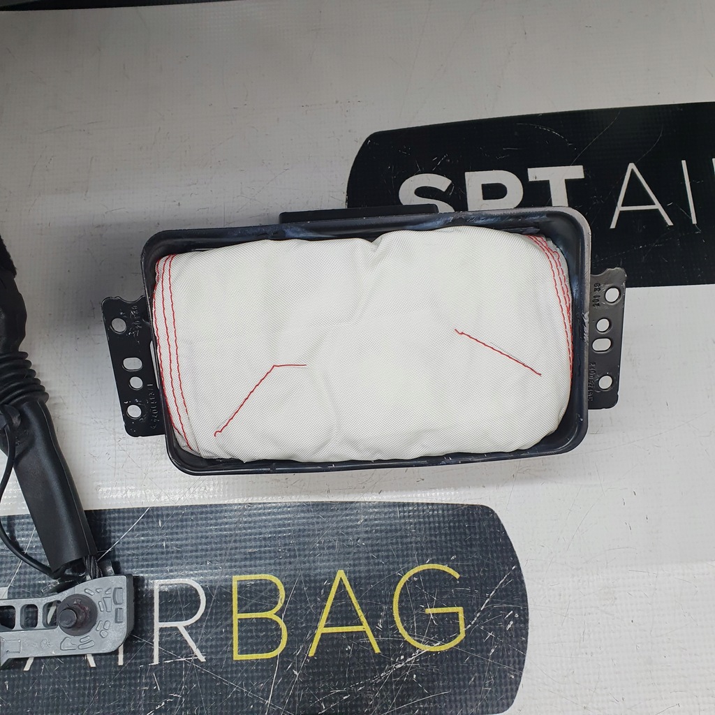 фото №8, Charger панель приладів консоль подушки безпеки ремені подушка безпеки