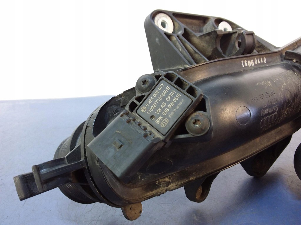 фото №5, Audi q5 8r 2.0tdi шланг труба воздуха 8k0129955