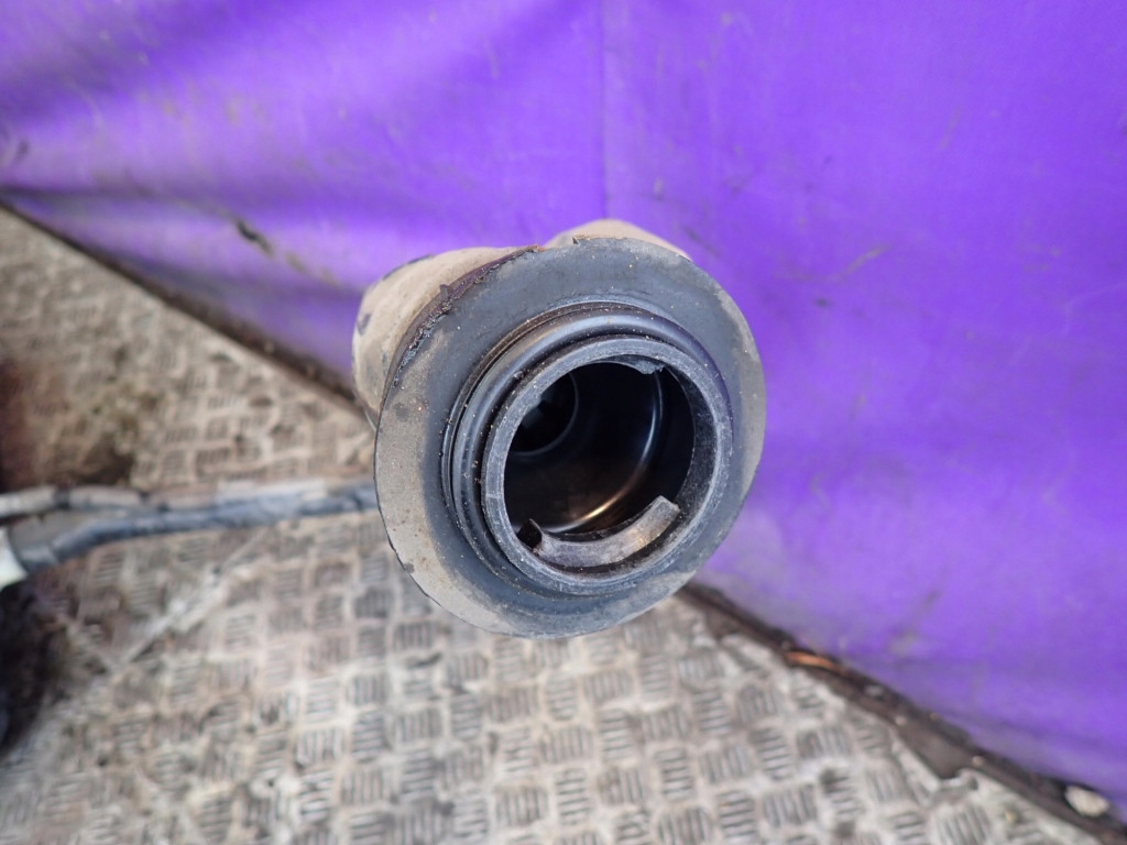 фото №7, Peugeot 301 16- 1,6 e-hdi bhy бак пального bak заливна горловина 4078833b 9800081280