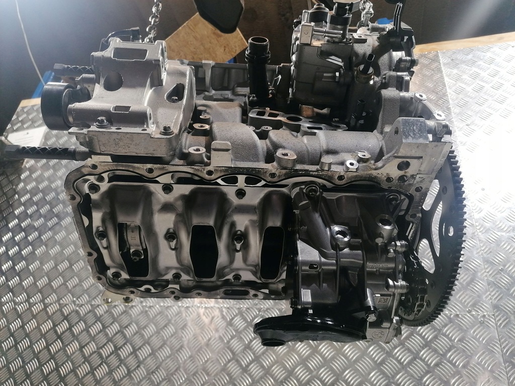 фото №15, Bmw f20 lci f22 f23 f30 f34 f36 двигатель 1.8d 2.0d b47d20a 150ps / po 122 km!