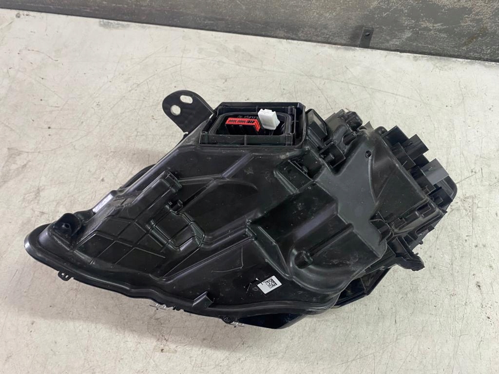 фото №8, Peugeot 308 p51 лампа перед права